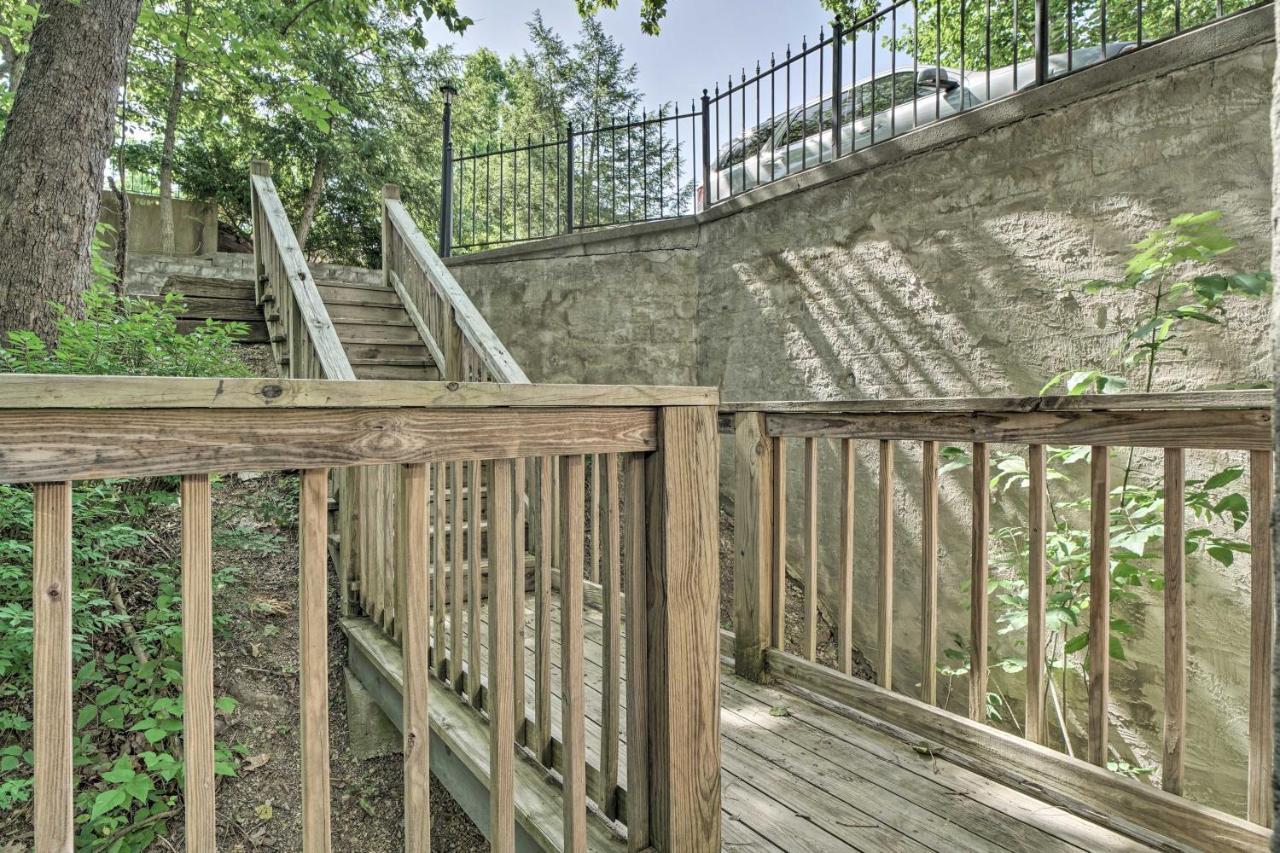 Rustic Pigeon Forge Home With Private Hot Tub! Екстер'єр фото